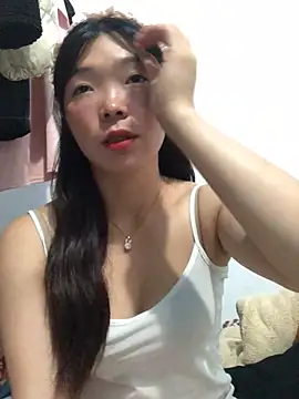 Snapshot of cuty_lusy chatting on 06-12-26, 12:31 cuty lusy online show from 06-12-26, 12:31