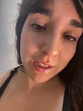 Latinaelisa online show from 03-25-26, 02:28