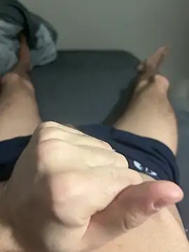 Snapshot of emirro21 chatting on 03-03-26, 08:04 emirro21 online show from 03-03-26, 08:04