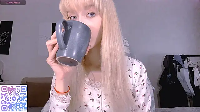 TaliCaan online show from 04-18-26, 11:14