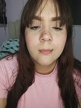 Snapshot of its_lauu_ chatting on 02-21-26, 03:18 its lauu online show from 02-21-26, 03:18