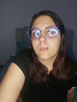 its lauu  online show from 05-15-26, 06:42