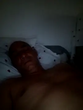 feri1985 online show from 04-18-26, 08:53