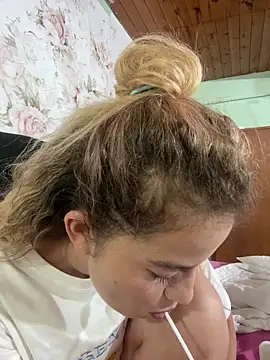 Snapshot of AriBeautiful chatting on 03-02-26, 08:32 AriBeautiful online show from 03-02-26, 08:32