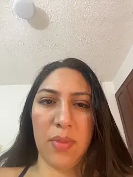 Snapshot of Victoria_Lusty chatting on 02-16-26, 11:01 Victoria Lusty online show from 02-16-26, 11:01