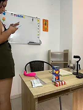 Snapshot of Victoria_Lusty chatting on 02-24-26, 09:02 Victoria Lusty online show from 02-24-26, 09:02