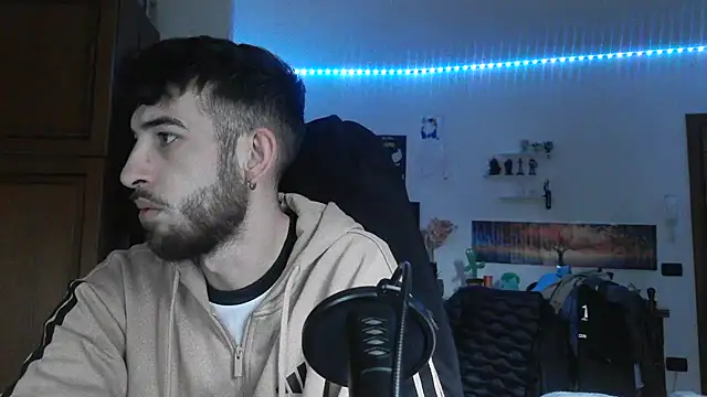 Snapshot of maestroboris95 chatting on 02-16-26, 11:50 maestroboris95 online show from 02-16-26, 11:50