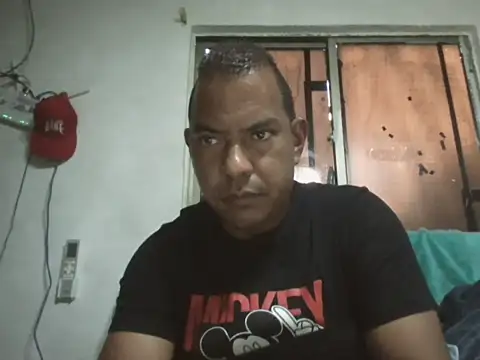 Quillero18 online show from 06-04-26, 03:07