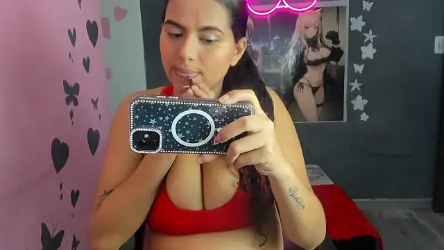 Snapshot of Luna_white1 chatting on 02-25-26, 08:07 Luna white1 online show from 02-25-26, 08:07