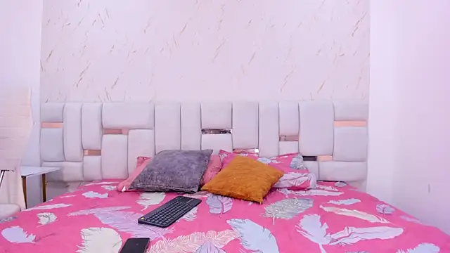 hermione brown online show from 02-20-26, 07:58