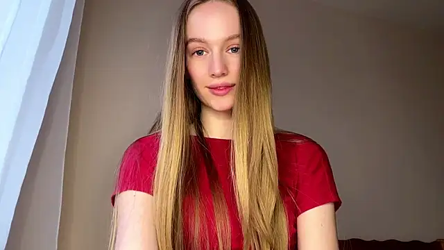 Snapshot of Viktoria_Vibes chatting on 02-20-26, 02:50 Viktoria Vibes online show from 02-20-26, 02:50