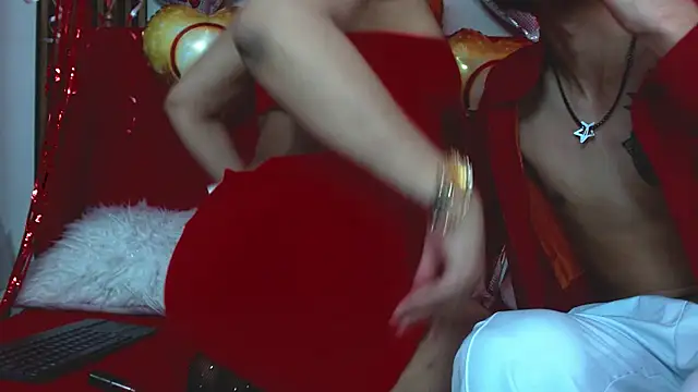 Snapshot of katrin_hancool chatting on 02-14-26, 04:15 katrin hancool online show from 02-14-26, 04:15