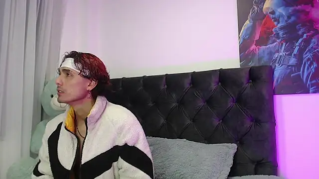 Snapshot of katrin_hancool chatting on 03-03-26, 03:34 katrin hancool online show from 03-03-26, 03:34