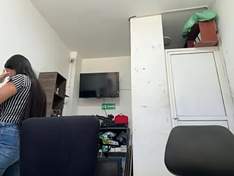 two cam latin online show from 02-21-26, 05:36