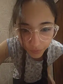 isaaabelaaa online show from 03-07-26, 11:40