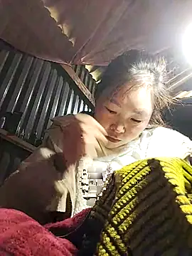 Yiyoongg online show from 03-10-26, 02:27