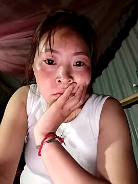 Yiyoongg online show from 04-04-26, 01:19