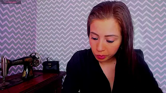 hanna hell  online show from 03-14-26, 04:12