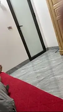 huyenzz online show from 04-01-26, 02:25