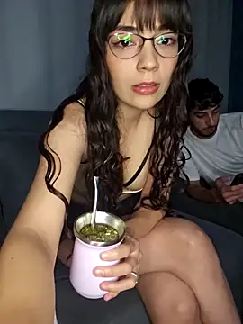 Snapshot of VelvetSolez chatting on 03-04-26, 04:29 VelvetSolez online show from 03-04-26, 04:29