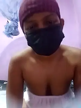 Malee S online show from 04-11-26, 04:11