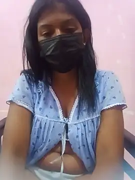 Snapshot of Malee_S chatting on 06-18-26, 05:06 Malee S online show from 06-18-26, 05:06