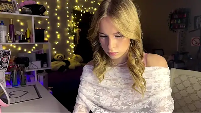 amily sunray online show from 02-14-26, 01:30