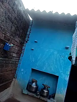 Snapshot of Shivani_39 chatting on 02-21-26, 11:44 Shivani 39 online show from 02-21-26, 11:44