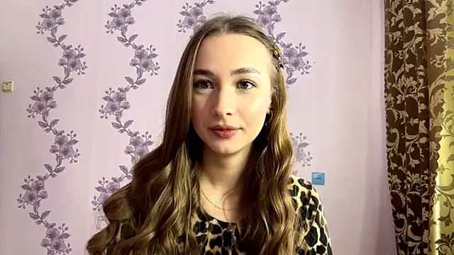 Snapshot of LacieHelaire chatting on 02-24-26, 07:06 LacieHelaire online show from 02-24-26, 07:06