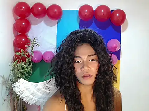 Snapshot of shopiaxox1 chatting on 02-10-26, 03:10 shopiaxox1 online show from 02-10-26, 03:10