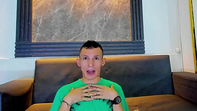 Snapshot of Isaak_26 chatting on 02-22-26, 12:15 Isaak 26 online show from 02-22-26, 12:15