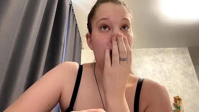 Lunexia Kysstoria online show from 02-23-26, 04:21