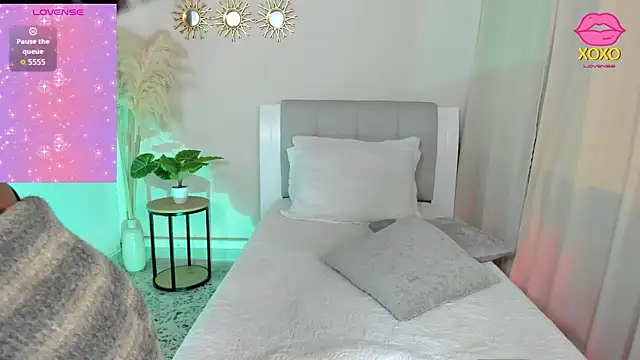 Snapshot of antonela-bella chatting on 06-15-26, 02:30 antonela-bella online show from 06-15-26, 02:30
