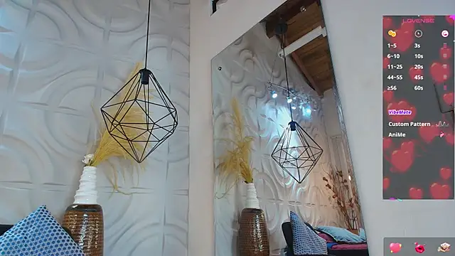 sophieBlair  online show from 04-06-26, 07:15