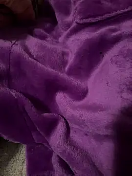 Snapshot of blkascouple235 chatting on 03-08-26, 03:43 blkascouple235 online show from 03-08-26, 03:43