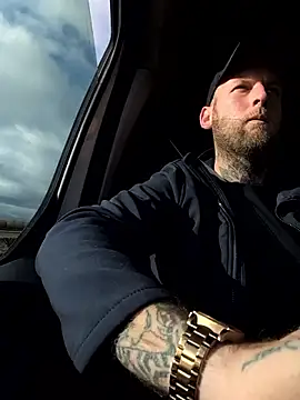 dave32000 online show from 02-16-26, 10:22