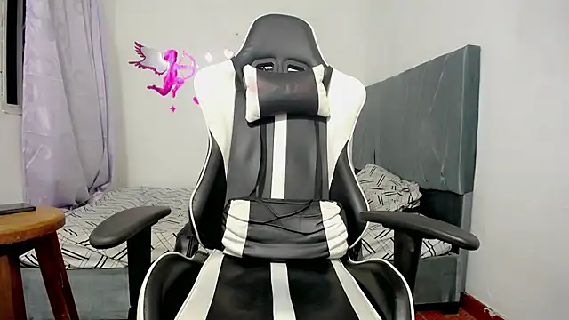 Tuporia6272 online show from 03-02-26, 06:14