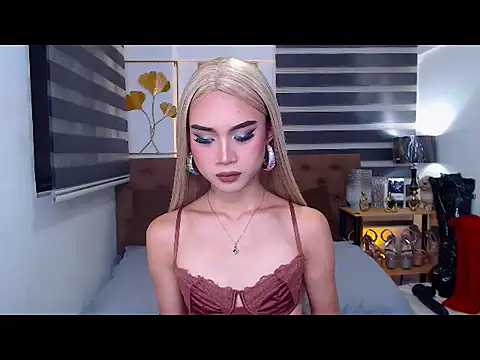 Snapshot of JuicyCockThea chatting on 06-18-26, 11:36 JuicyCockThea online show from 06-18-26, 11:36