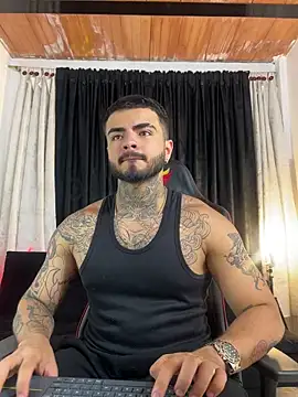 Snapshot of Benjii_Carter1 chatting on 03-03-26, 03:12 Benjii Carter1 online show from 03-03-26, 03:12