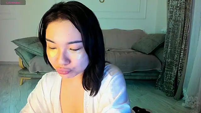 Snapshot of sexaxion_lee chatting on 02-25-26, 03:27 sexaxion lee online show from 02-25-26, 03:27