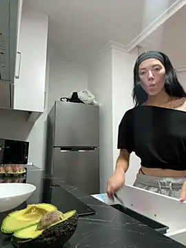 Snapshot of Karmenlovex chatting on 03-02-26, 02:13 Karmenlovex online show from 03-02-26, 02:13