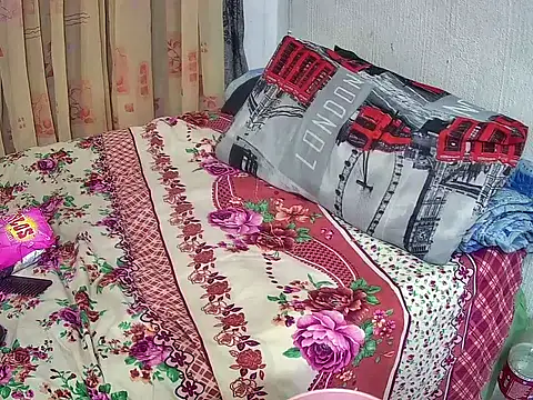 BlackBeauty2002 online show from 02-16-26, 08:27