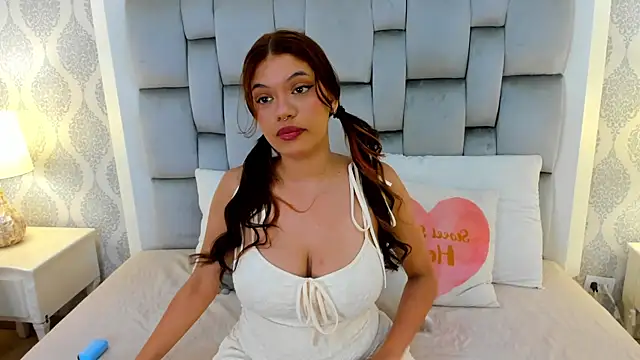 keiira foxxx online show from 04-14-26, 11:27