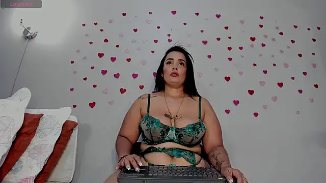 Britanny W online show from 05-14-26, 07:53