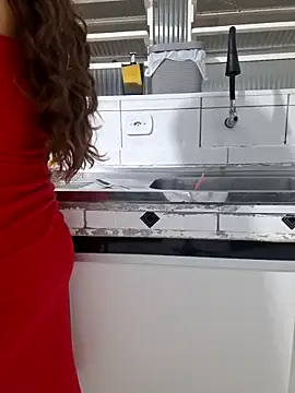 giloirinha5 online show from 04-02-26, 11:52