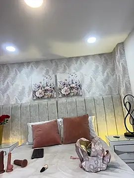 Snapshot of Brisa_Silva chatting on 07-04-26, 12:00 Brisa Silva online show from 07-04-26, 12:00