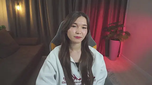 Snapshot of MentallyMonika chatting on 02-19-26, 04:58 MentallyMonika online show from 02-19-26, 04:58