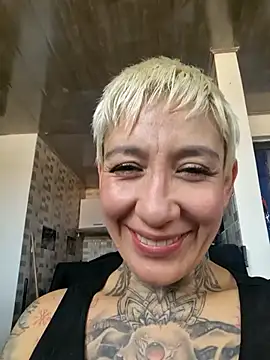 Everlyn sexx online show from 07-22-26, 07:16