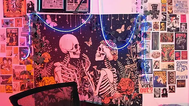 Snapshot of alextop_ chatting on 02-16-26, 10:28 alextop online show from 02-16-26, 10:28