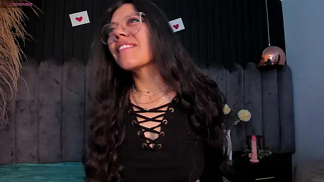 Snapshot of Lanadelrey_1 chatting on 02-16-26, 12:23 Lanadelrey 1 online show from 02-16-26, 12:23